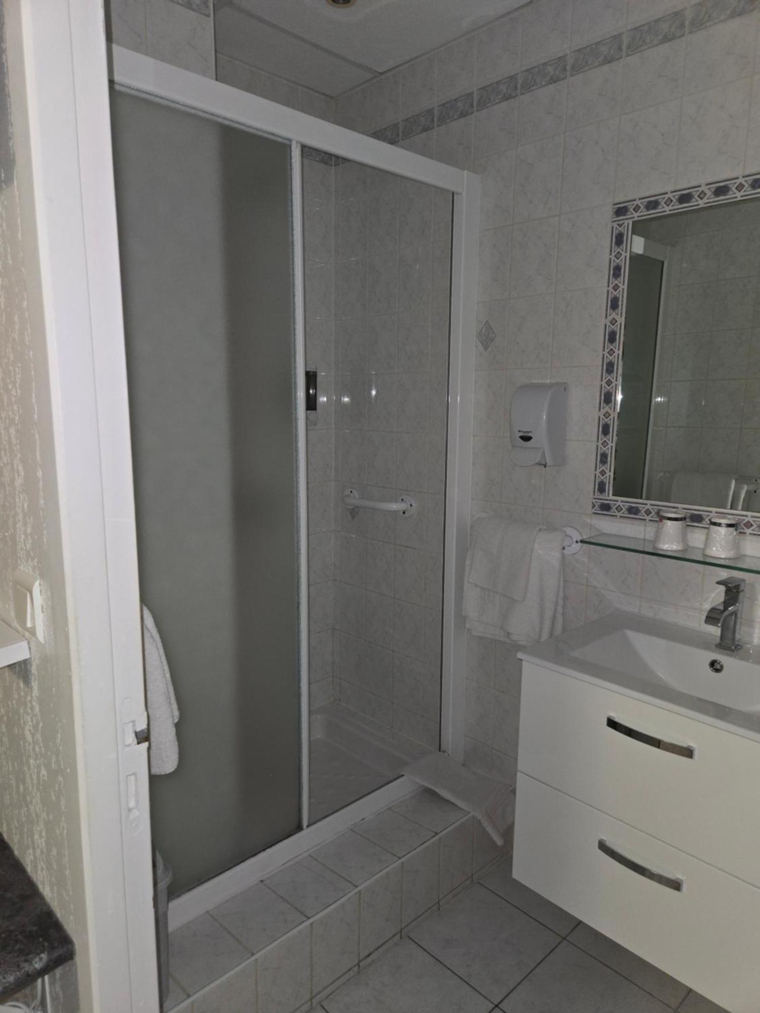 Carry Hotel ภายนอก รูปภาพ